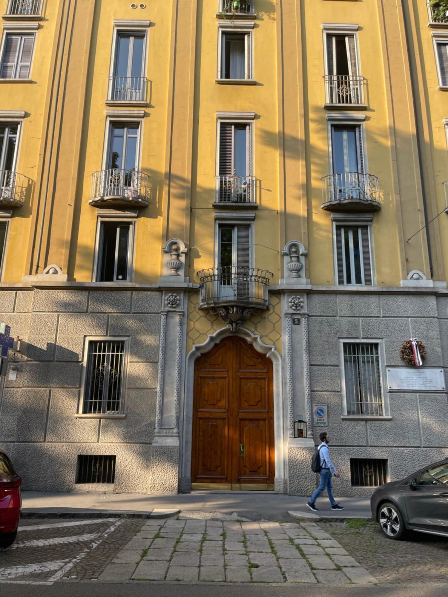 Appartamento A 5 Minuti Dal Centro Di Milano Di Anita E Marco エクステリア 写真