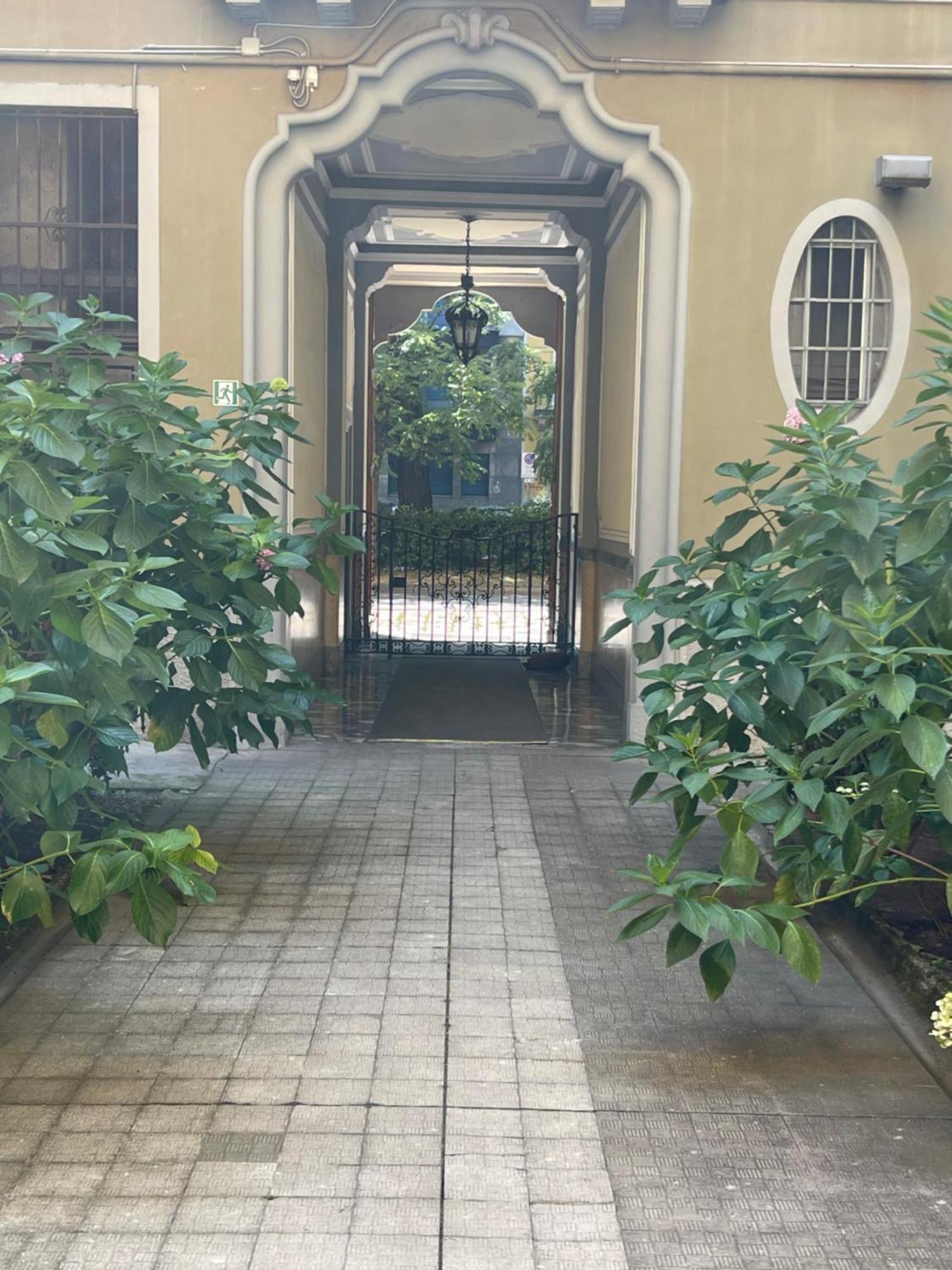 Appartamento A 5 Minuti Dal Centro Di Milano Di Anita E Marco エクステリア 写真